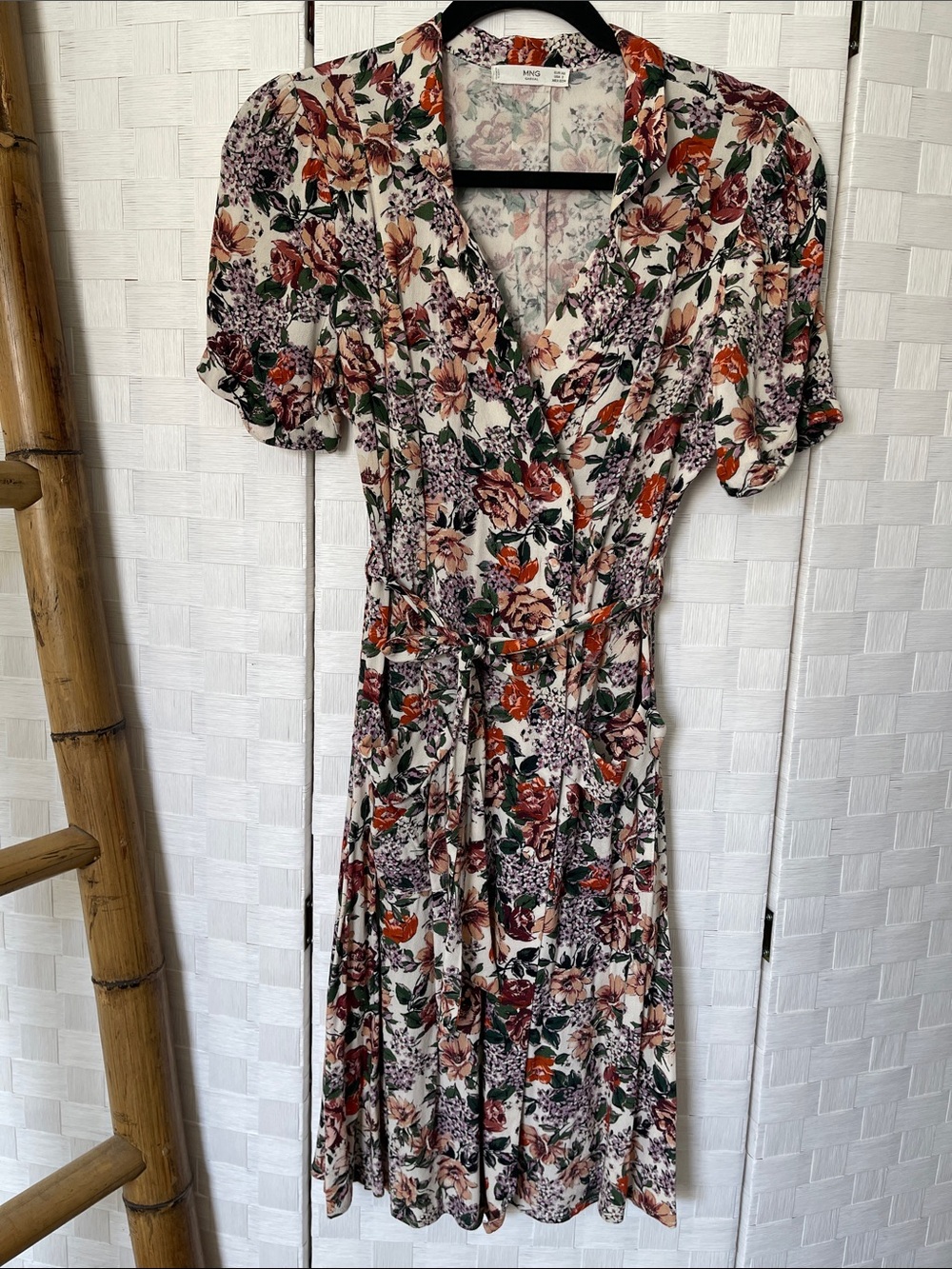 MNG Mango Floral Wrap Button Down Dress🥀